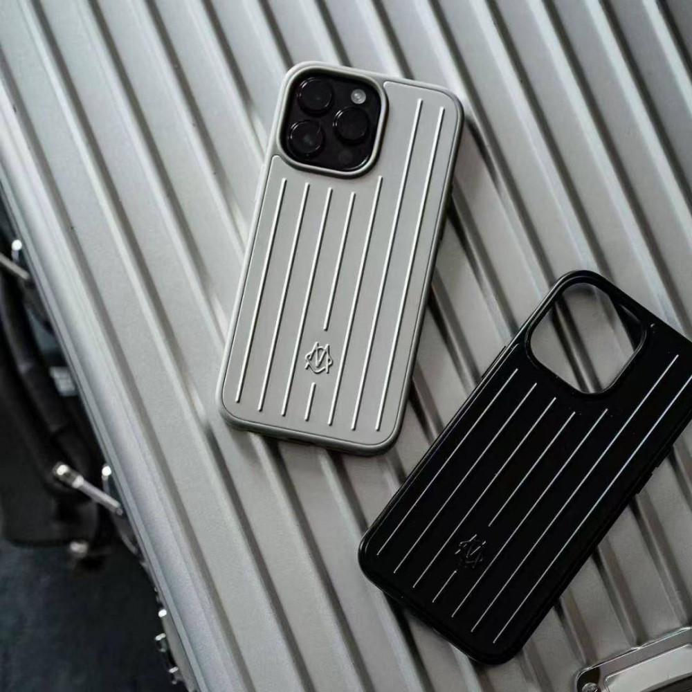 قاب برند RIMOWA جنس بدنه آلومینیوم گوشی آیفون 16 پرو